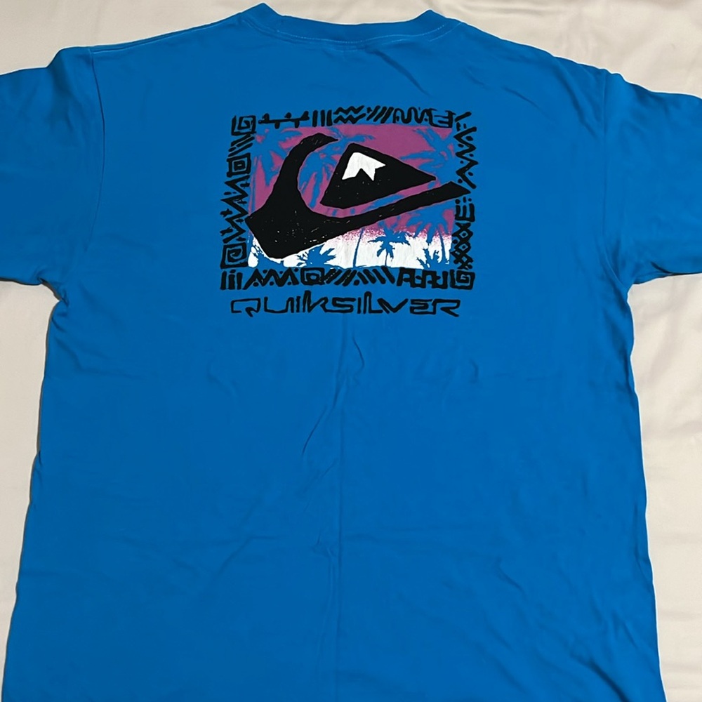 Boys quicksilver t-shirt